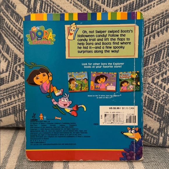 🏖️2/$5🏖️Dora's Halloween Adventure Book, board book, 2003 - Picture 2 of 7